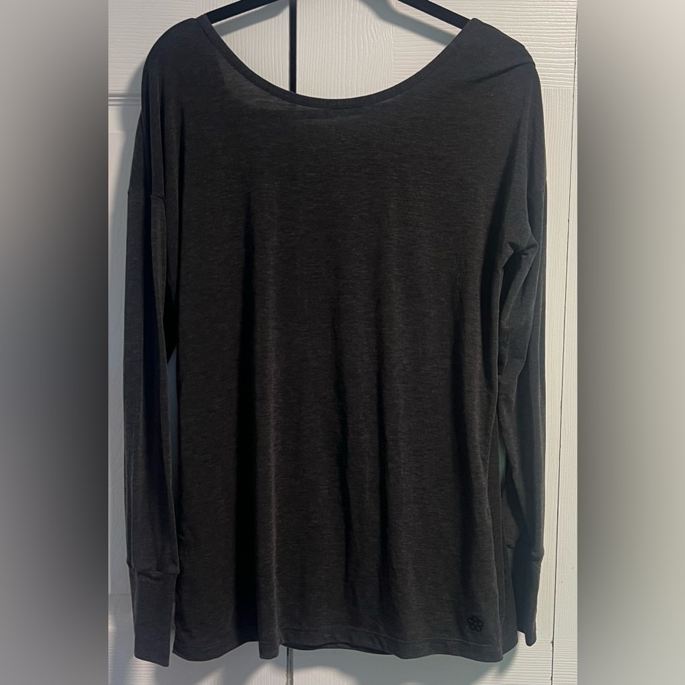 Women's Peach Long Sleeved Open Back Top